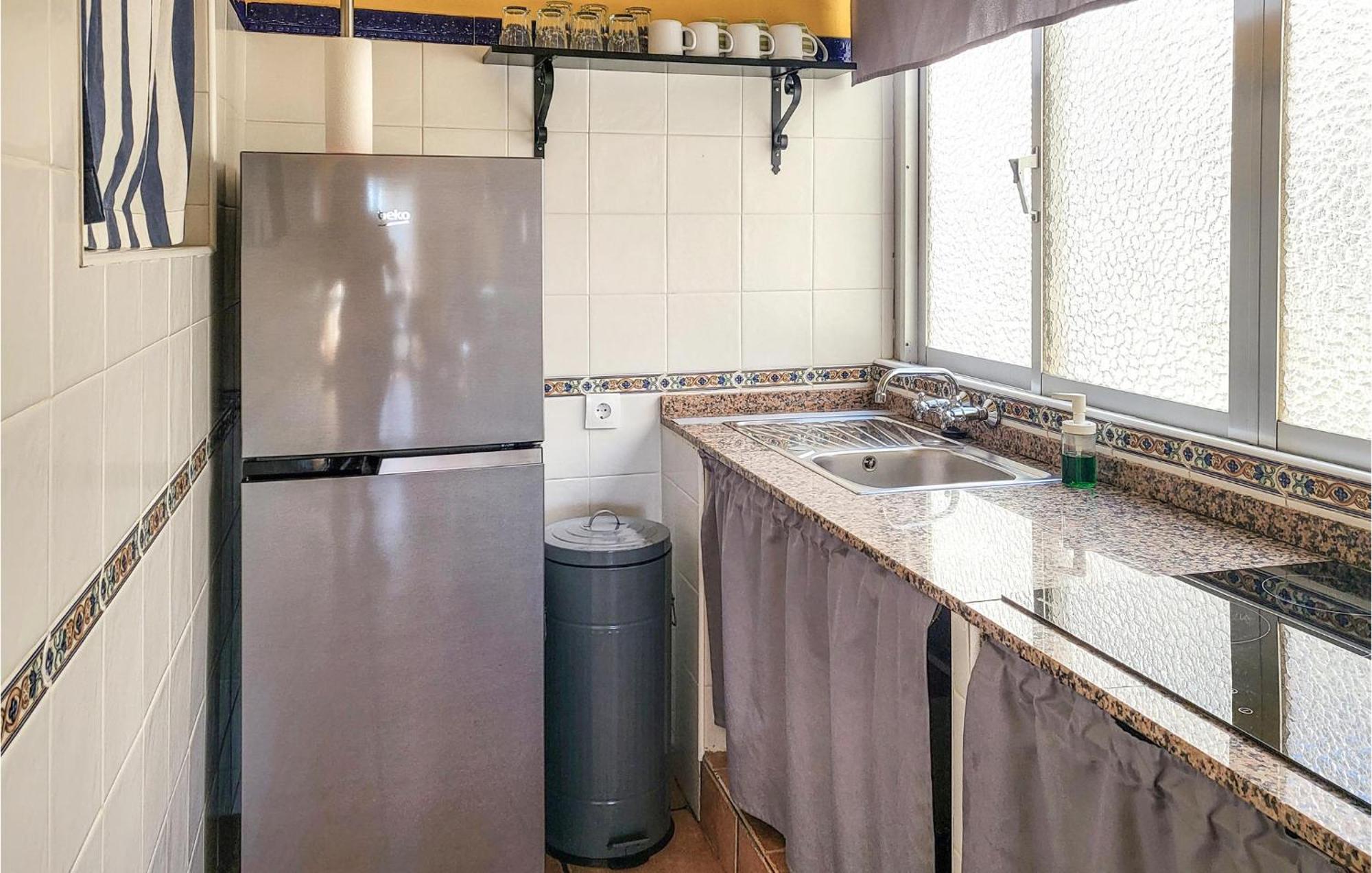 2 Bedroom Cozy Apartment In El Campello Luaran gambar